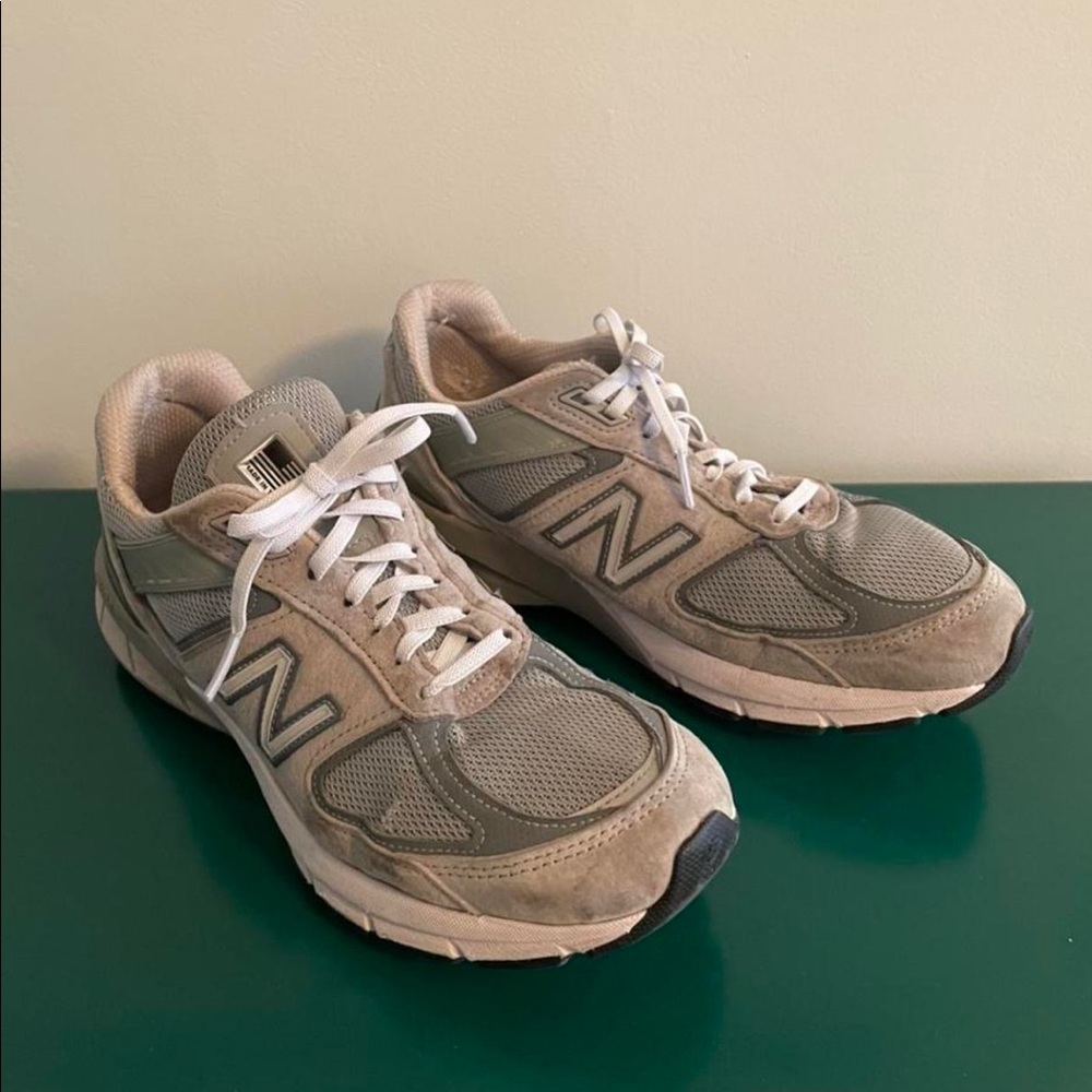 NEW BALANCE 990v5